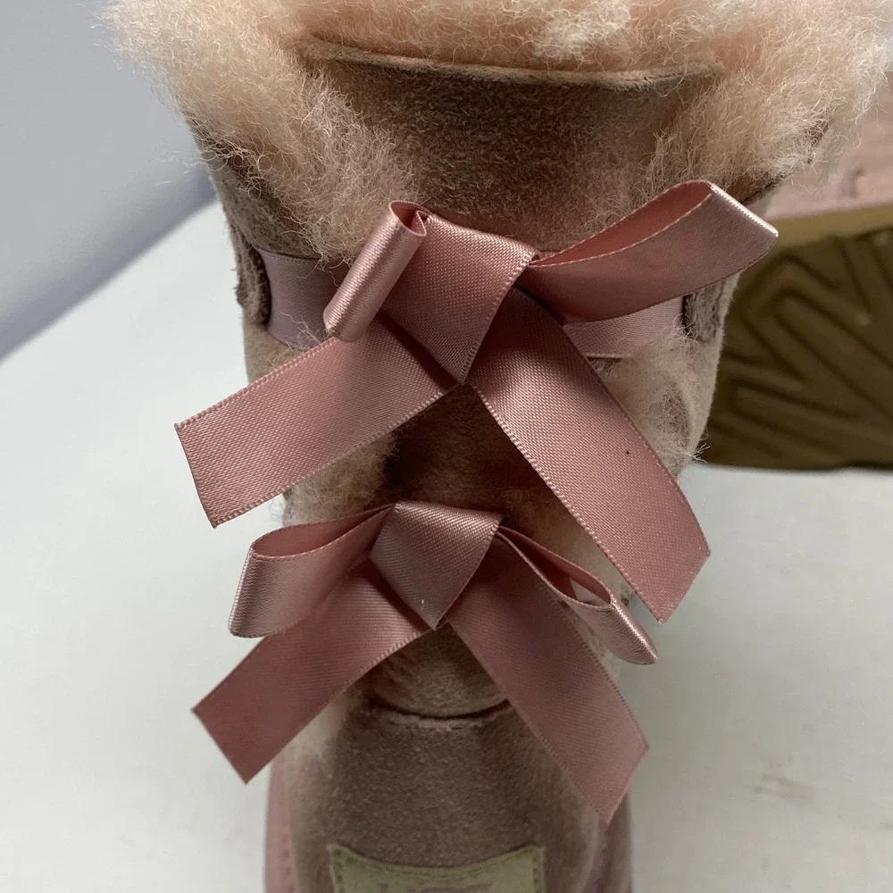 UGG Bailey Bow II Pink Suede Sheepskin Boots 1017394K Girls 5 Mens 5 Womens 7
